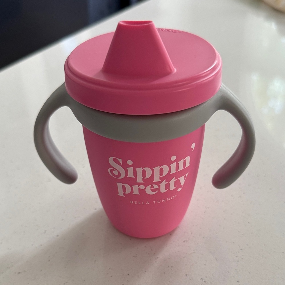 5/$12 Bella Tunno Sippin’ Pretty sippy cup